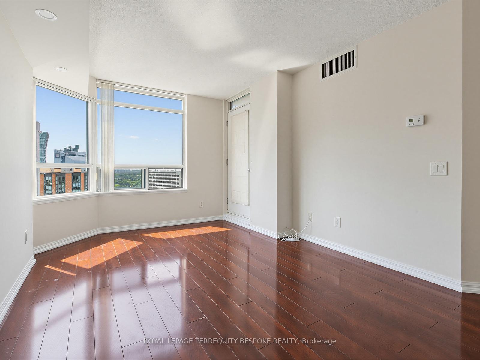 Photo 14 of Unit 2815, 153 Beecroft Road, North York, Lansing-Westgate — HOMEH