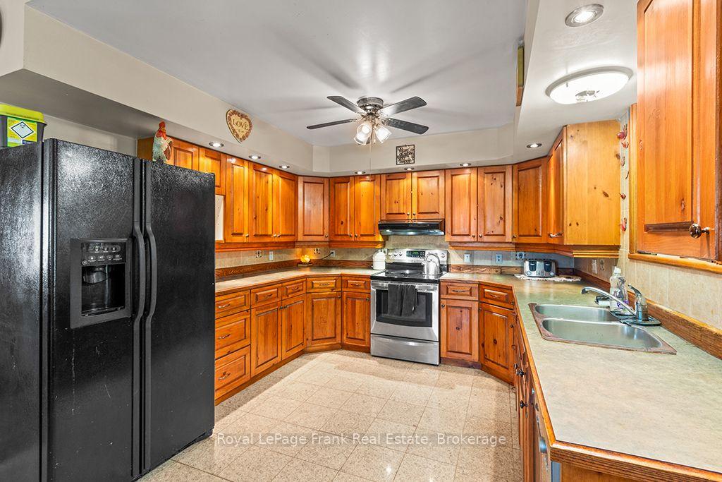 Photo 11 of 720472 20 Side Road, Chatsworth — HOMEH