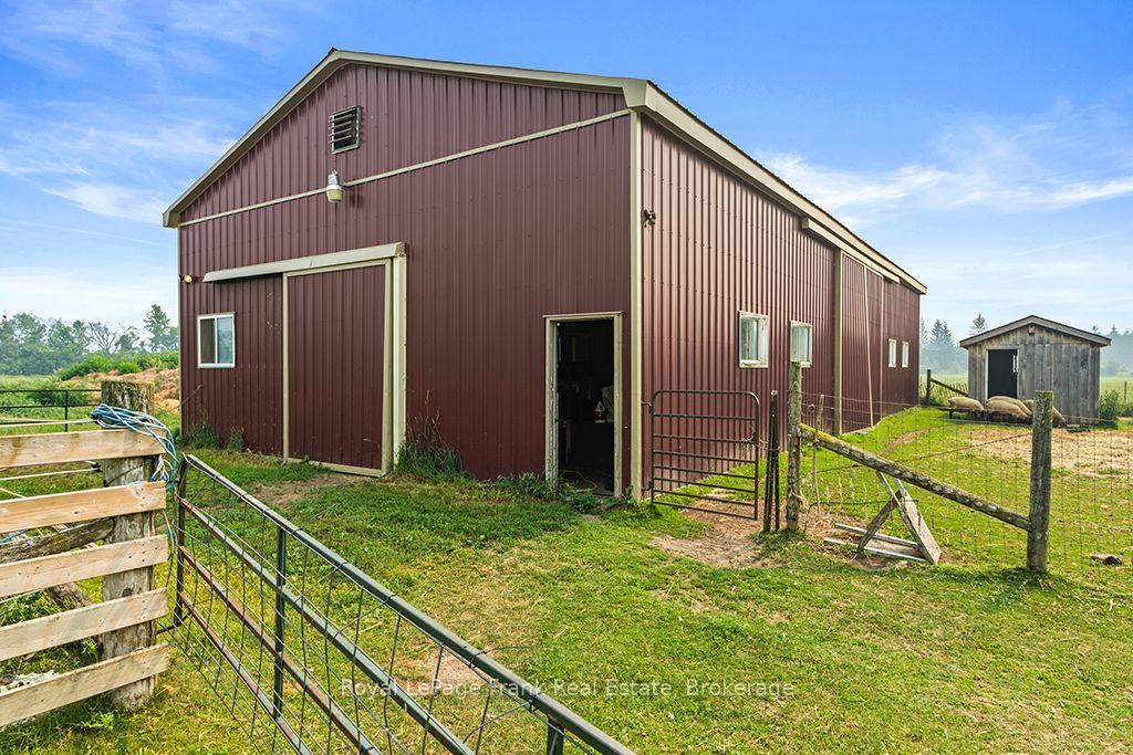 Photo 37 of 720472 20 Side Road, Chatsworth — HOMEH