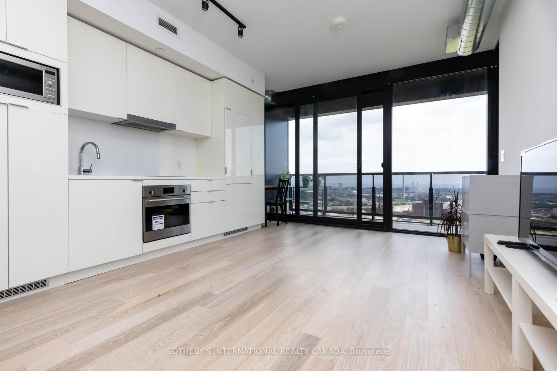 Photo 2 of Unit 2308, 170 Bayview Avenue, Toronto, Moss Park — HOMEH