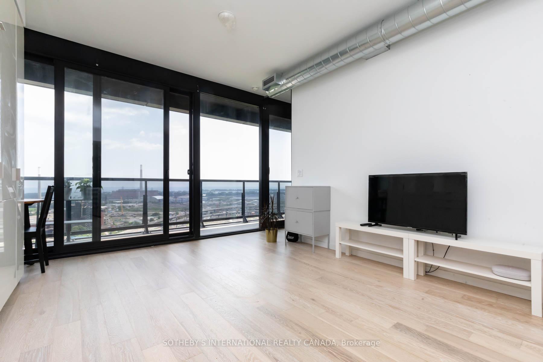 Photo 3 of Unit 2308, 170 Bayview Avenue, Toronto, Moss Park — HOMEH