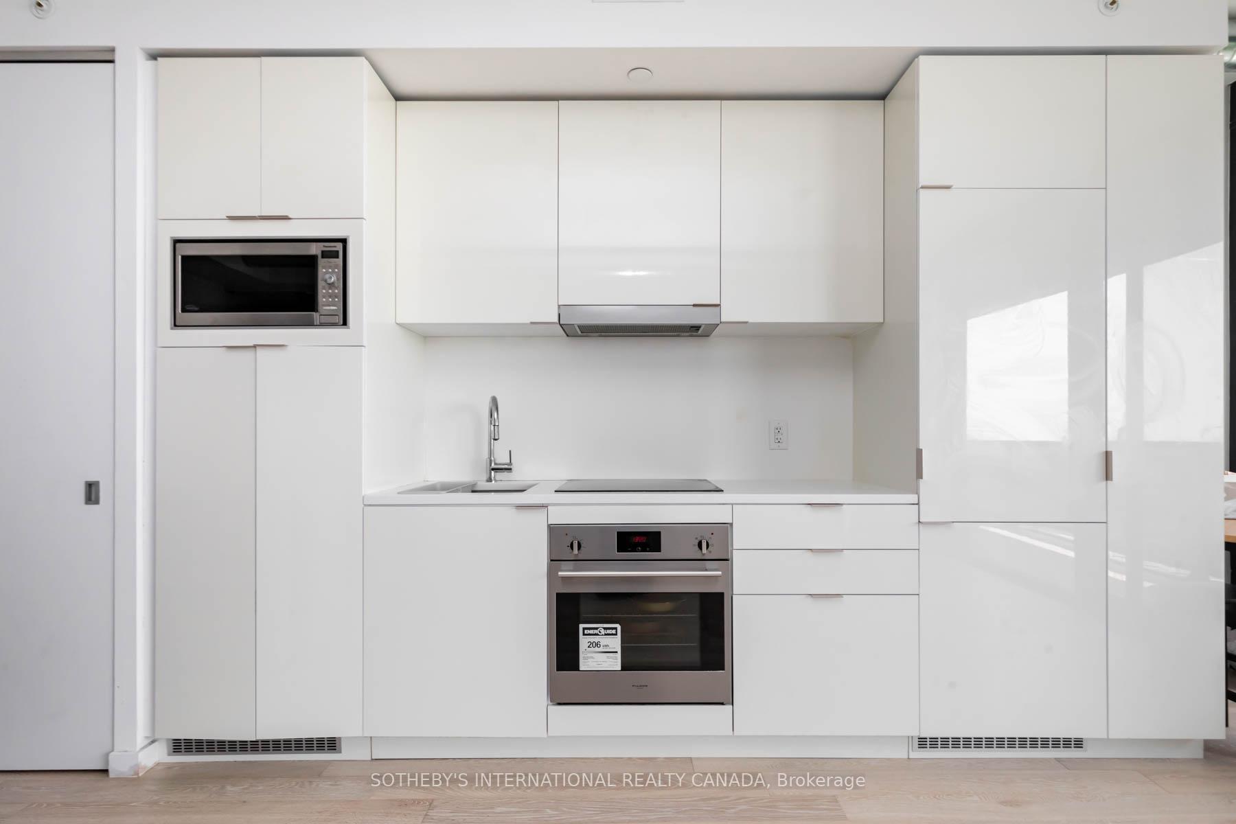 Photo 6 of Unit 2308, 170 Bayview Avenue, Toronto, Moss Park — HOMEH