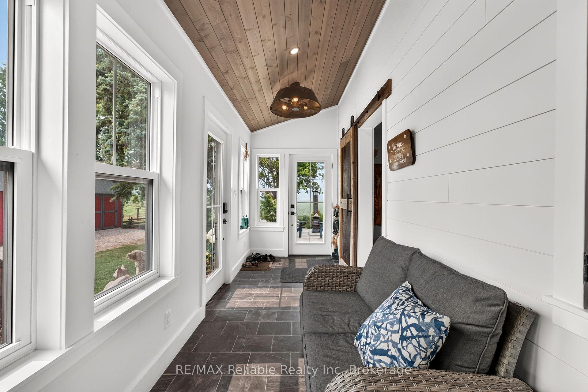 Photo 6 of 42899 Tile Road, Huron East, Tuckersmith — HOMEH