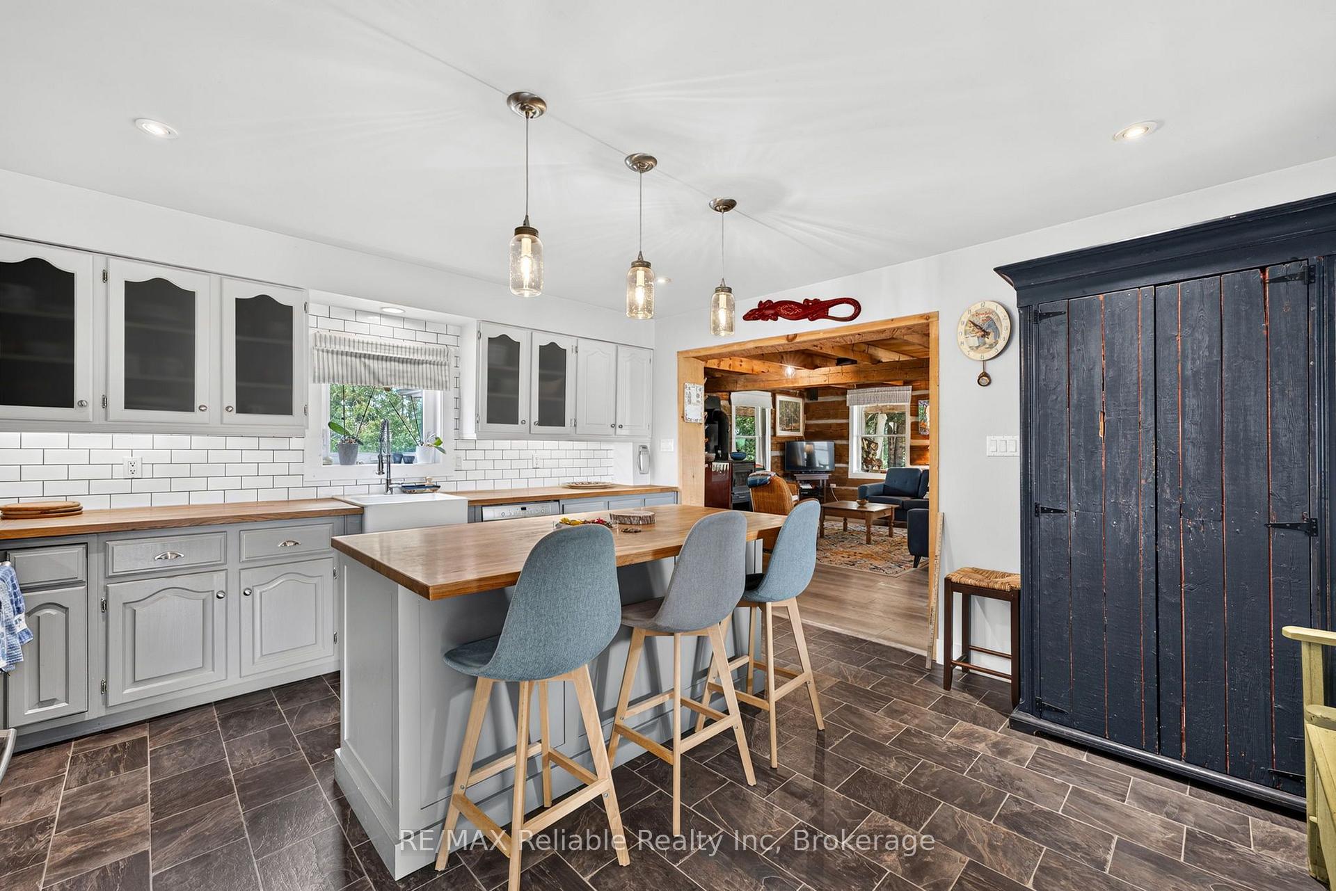 Photo 11 of 42899 Tile Road, Huron East, Tuckersmith — HOMEH