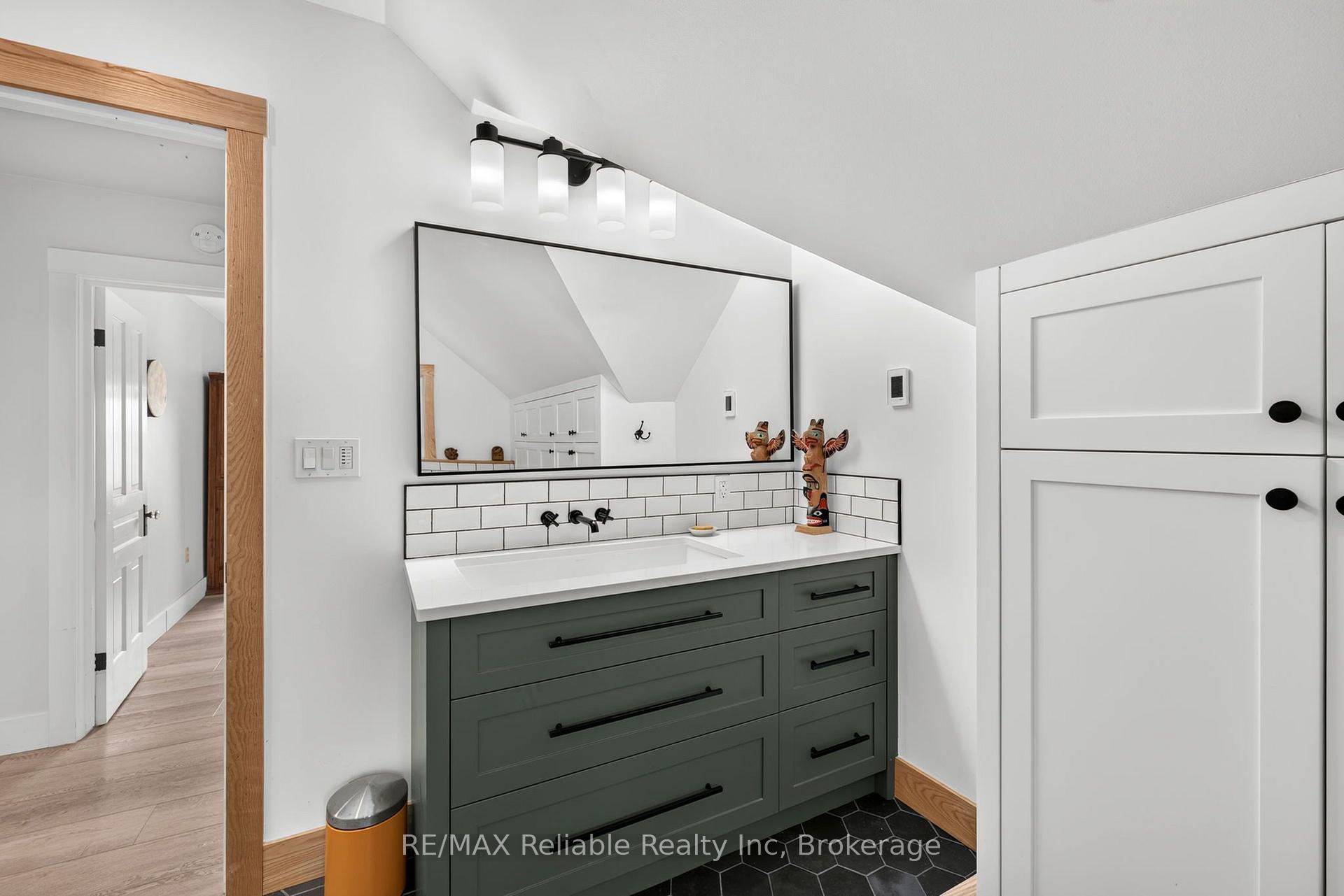 Photo 22 of 42899 Tile Road, Huron East, Tuckersmith — HOMEH