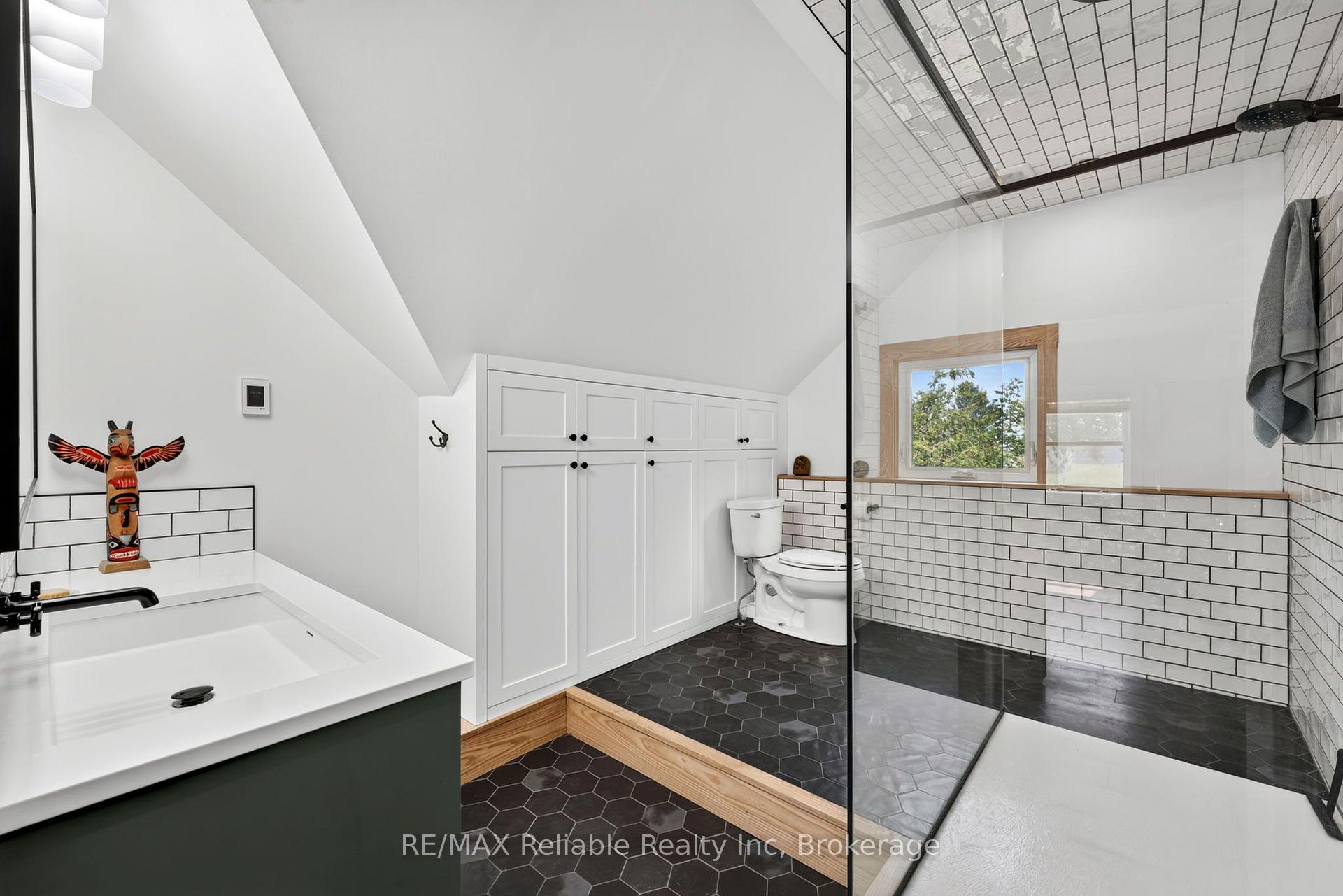 Photo 23 of 42899 Tile Road, Huron East, Tuckersmith — HOMEH
