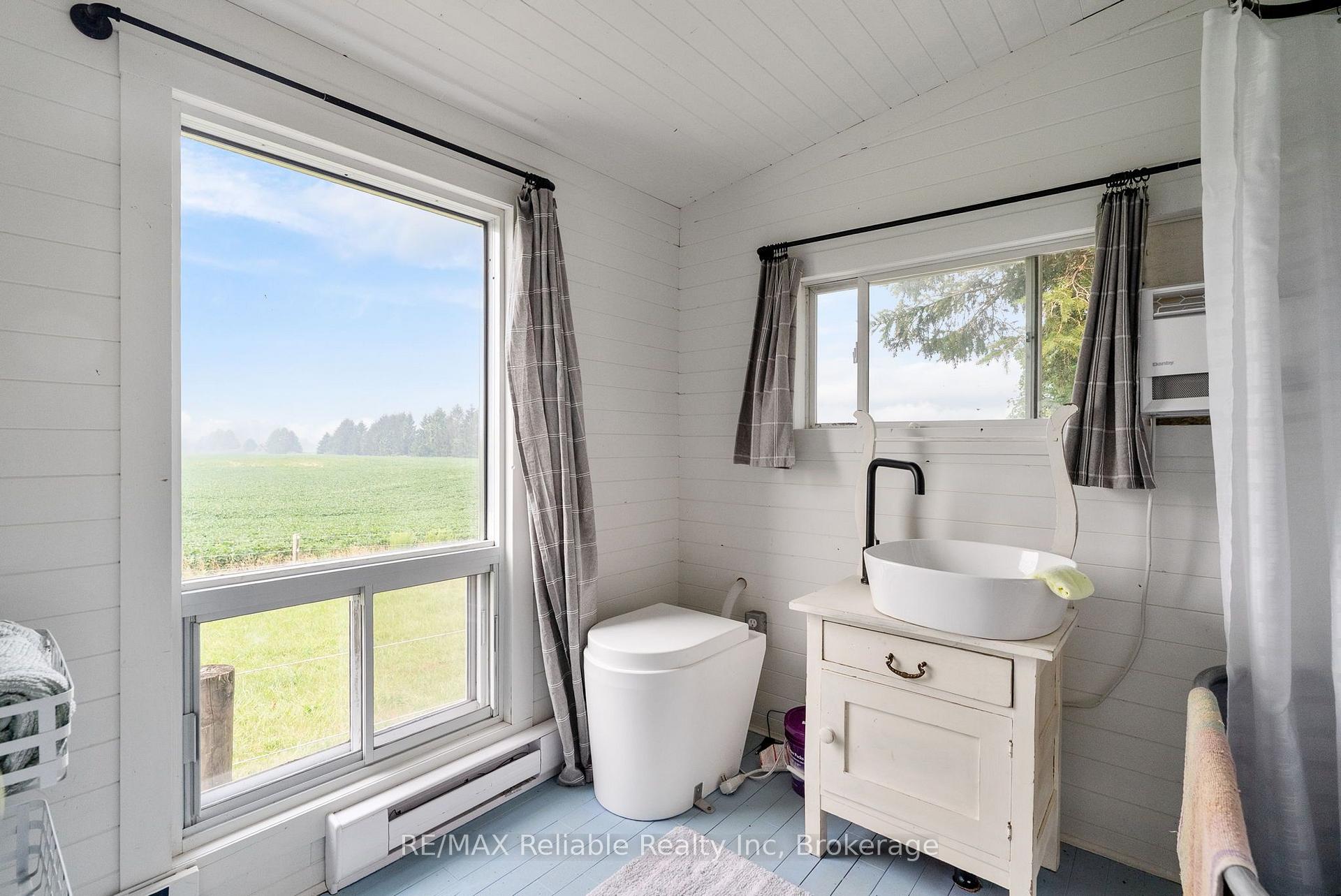 Photo 39 of 42899 Tile Road, Huron East, Tuckersmith — HOMEH