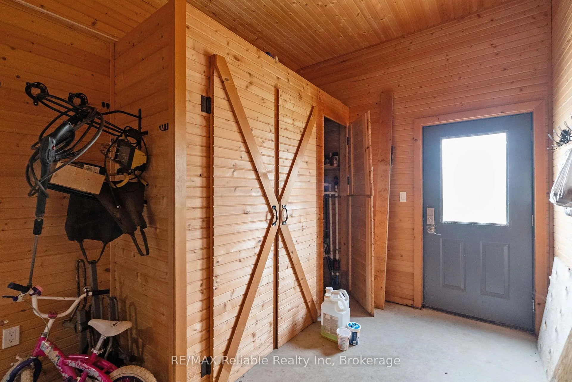 Photo 74 of 42899 Tile Road, Huron East, Tuckersmith — HOMEH