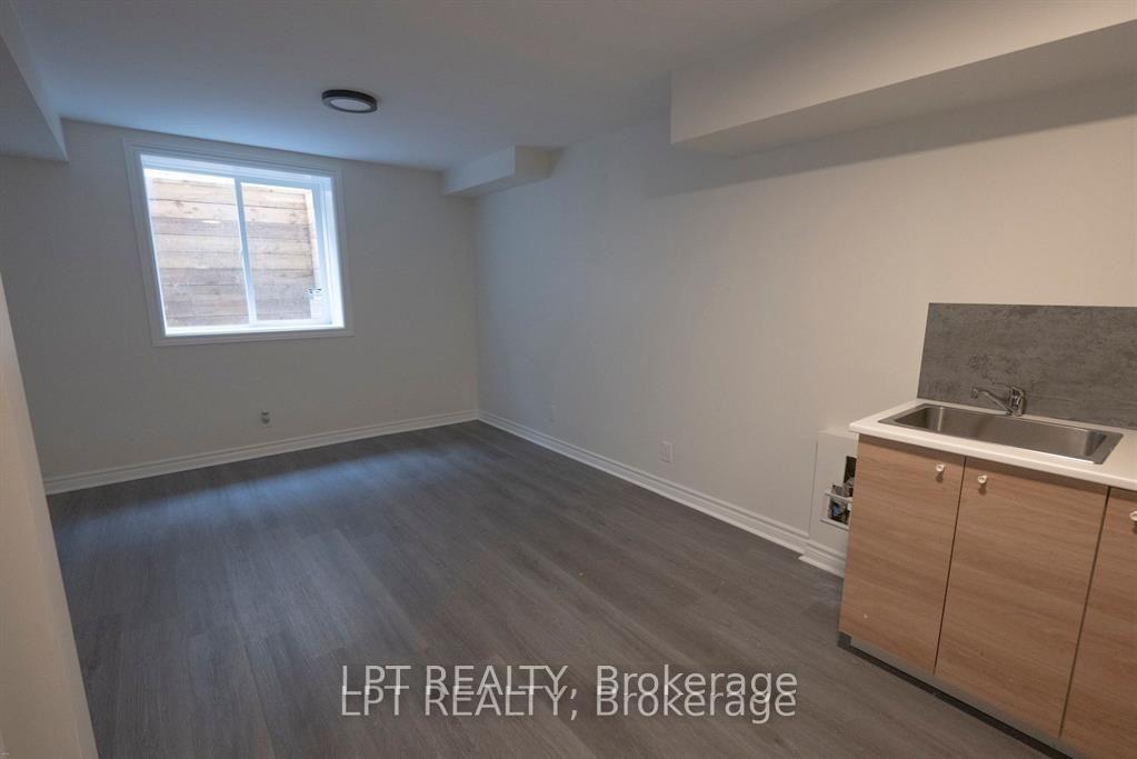 Photo 3 of 27 Rockcress Gardens, Ottawa, Centrepointe — HOMEH