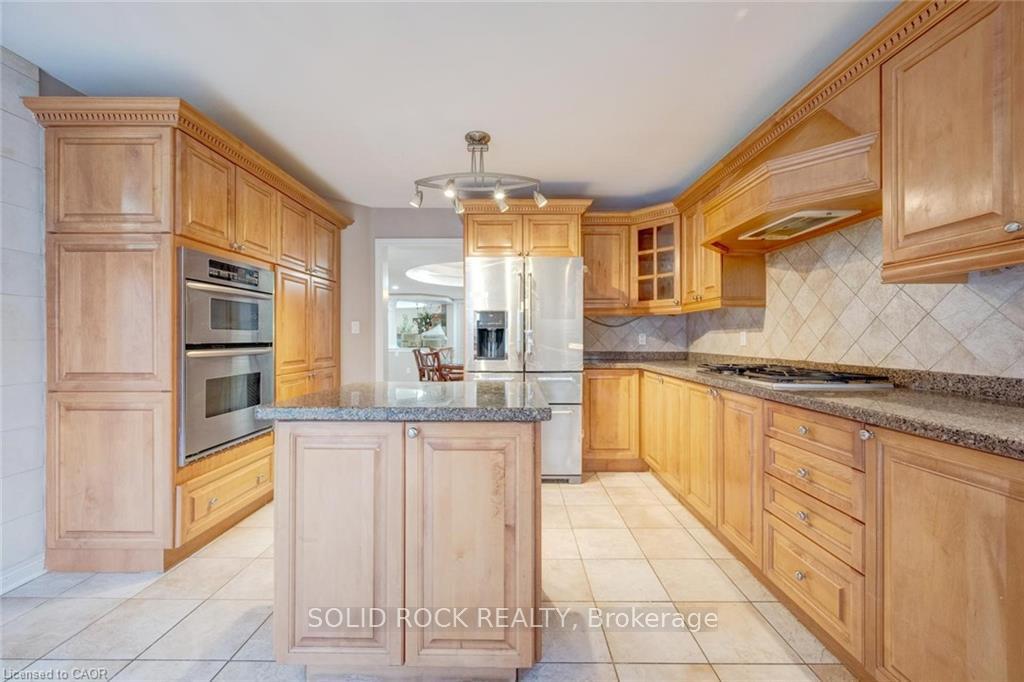 Photo 21 of 34 Forsyth Crescent, Halton Hills, Georgetown — HOMEH