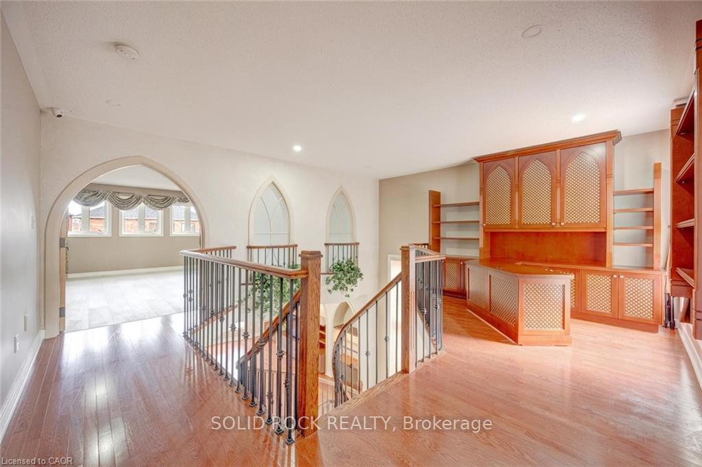 Photo 25 of 34 Forsyth Crescent, Halton Hills, Georgetown — HOMEH