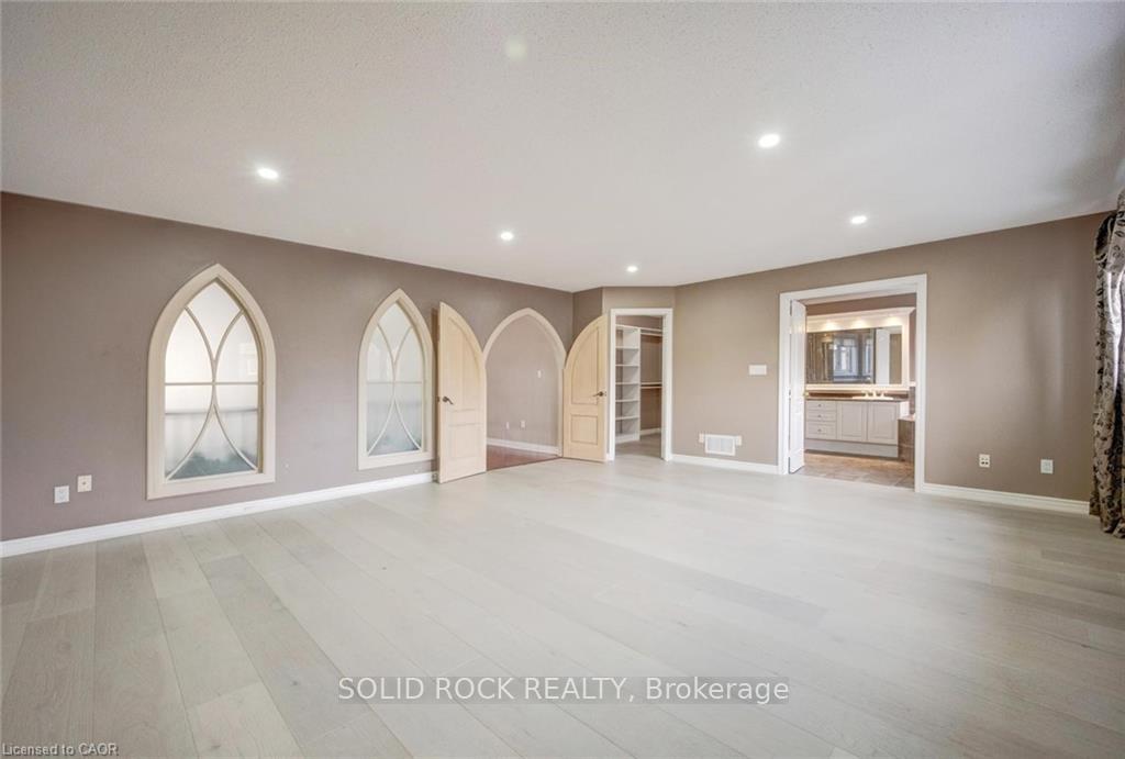 Photo 27 of 34 Forsyth Crescent, Halton Hills, Georgetown — HOMEH