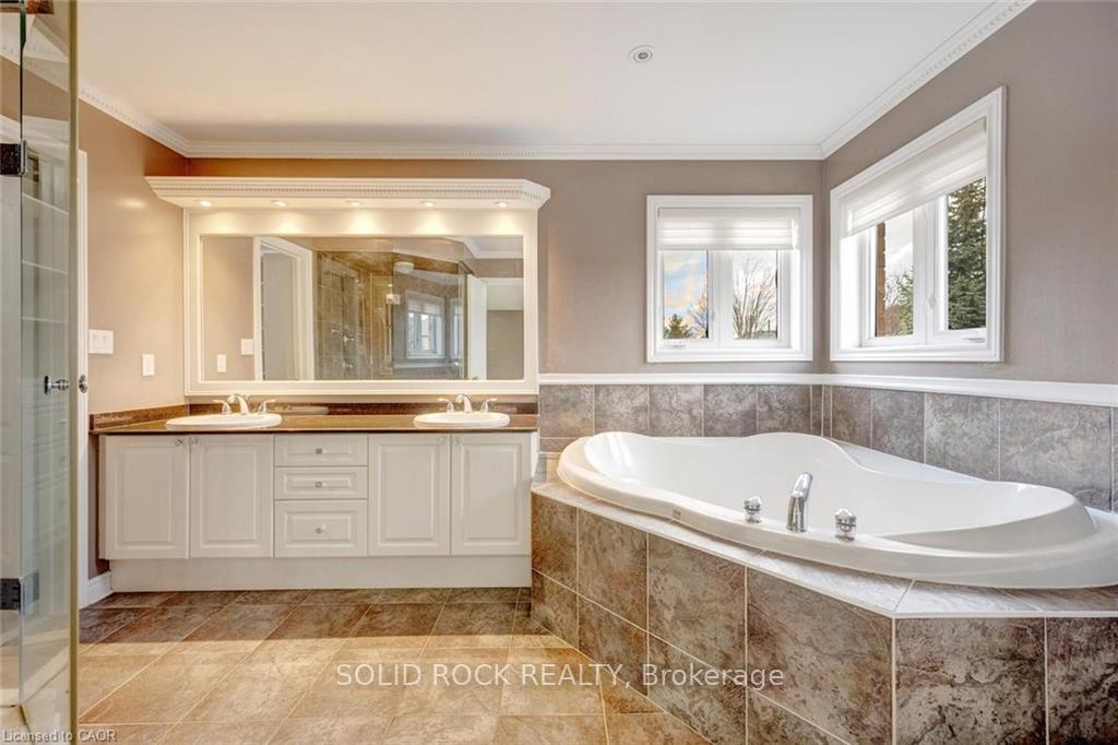 Photo 30 of 34 Forsyth Crescent, Halton Hills, Georgetown — HOMEH