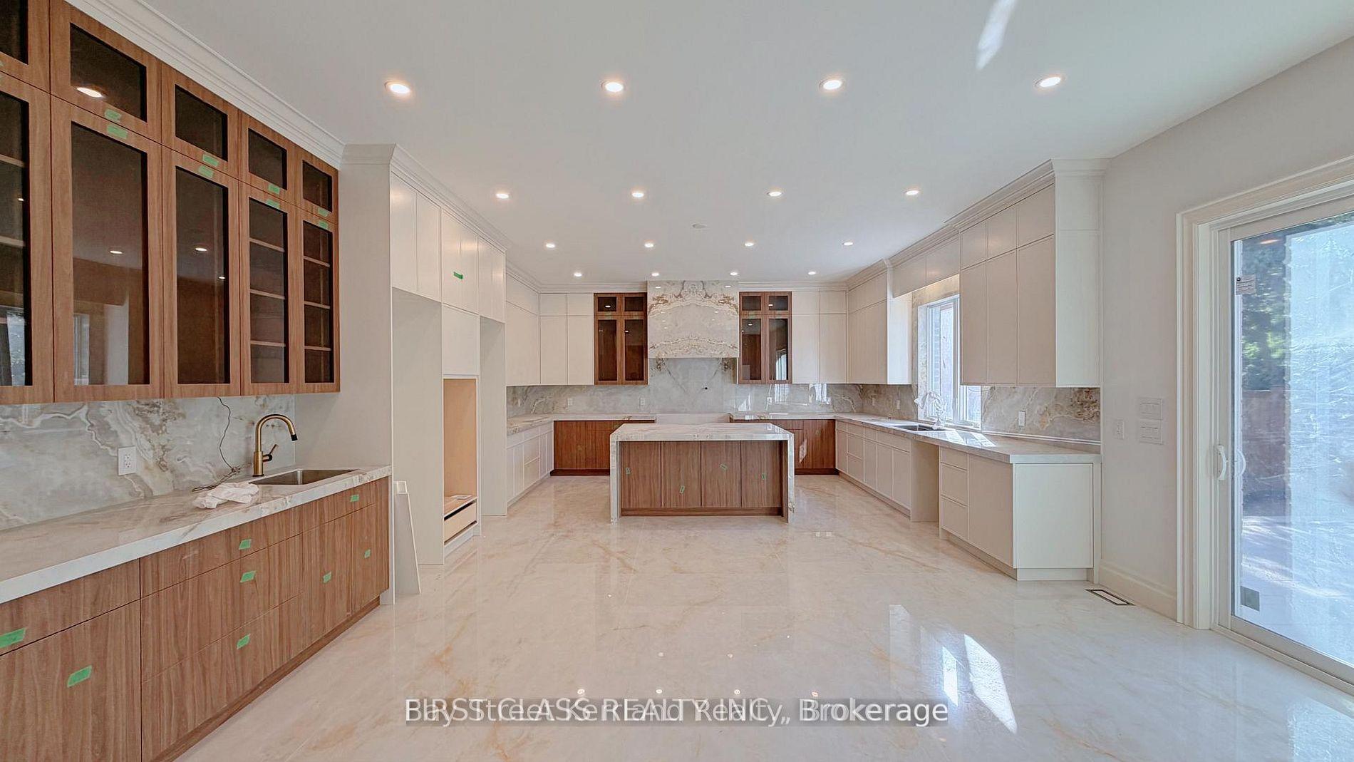 Photo 5 of 80 Highglen Avenue, Markham, Milliken Mills East — HOMEH
