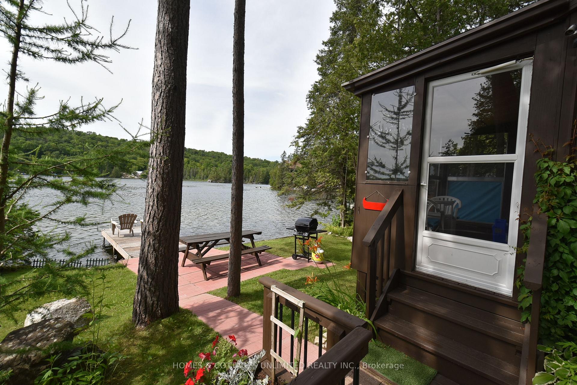 Photo 11 of 1070 Young Lane, Frontenac, Frontenac North — HOMEH