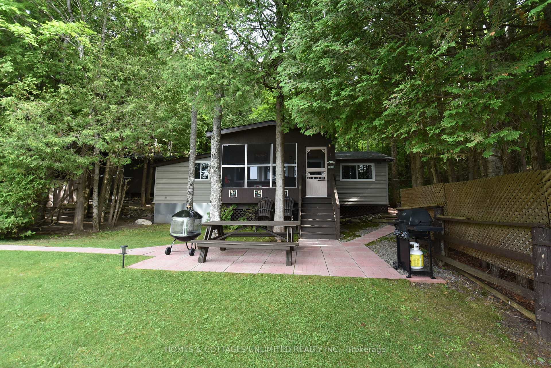 Photo 16 of 1070 Young Lane, Frontenac, Frontenac North — HOMEH