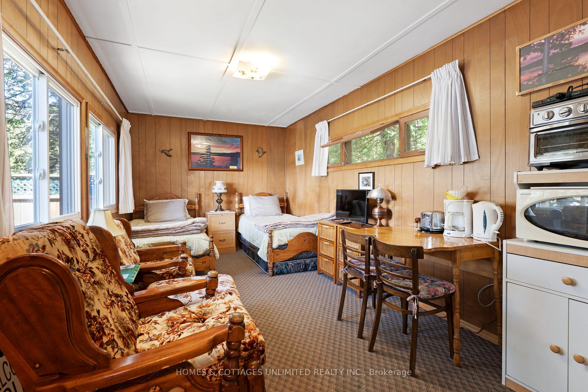 Photo 63 of 1070 Young Lane, Frontenac, Frontenac North — HOMEH