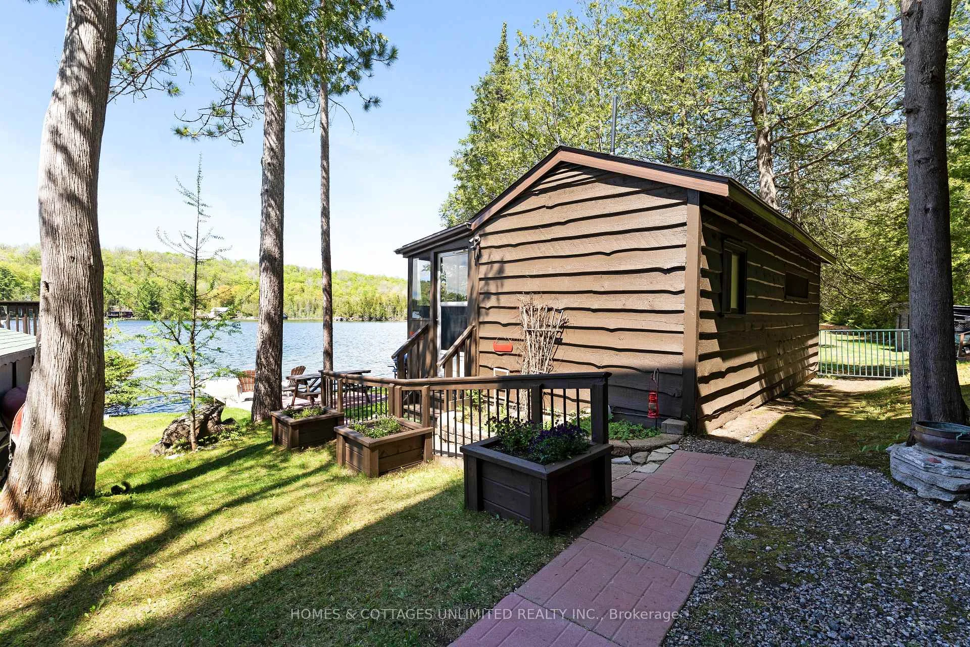 Photo 54 of 1070 Young Lane, Frontenac, Frontenac North — HOMEH