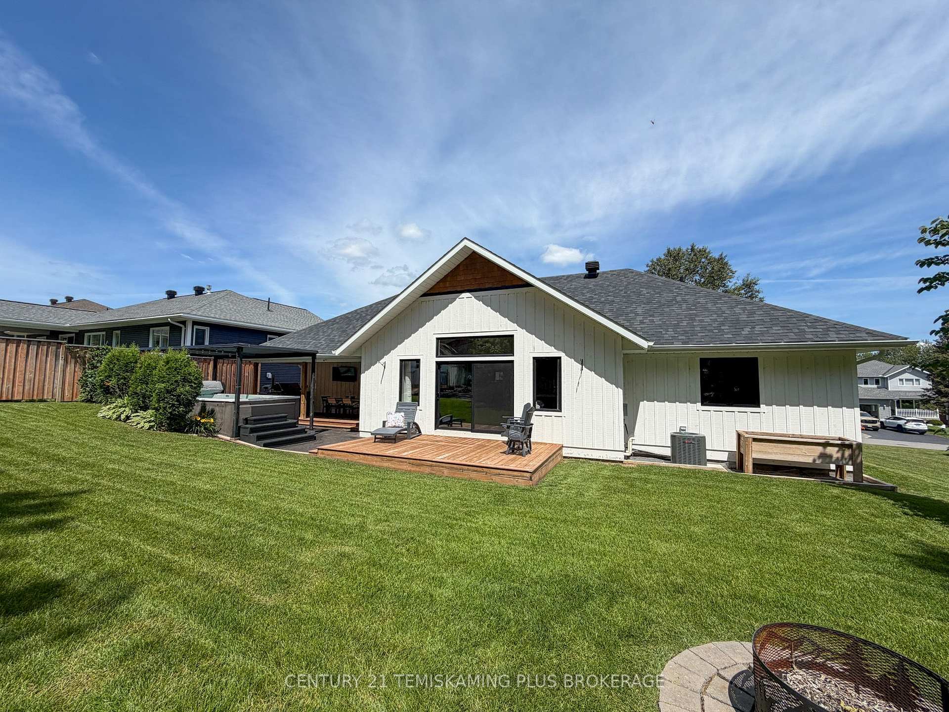 Photo 43 of 273 Cosman Crescent, Temiskaming Shores, New Liskeard — HOMEH