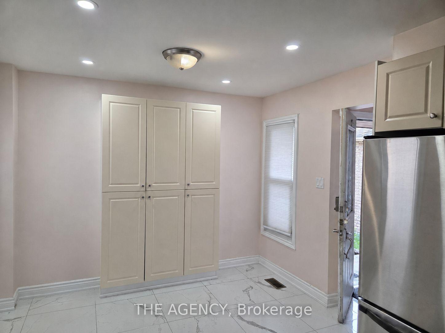 Photo 2 of 107 Reed Drive, Ajax, Central — HOMEH