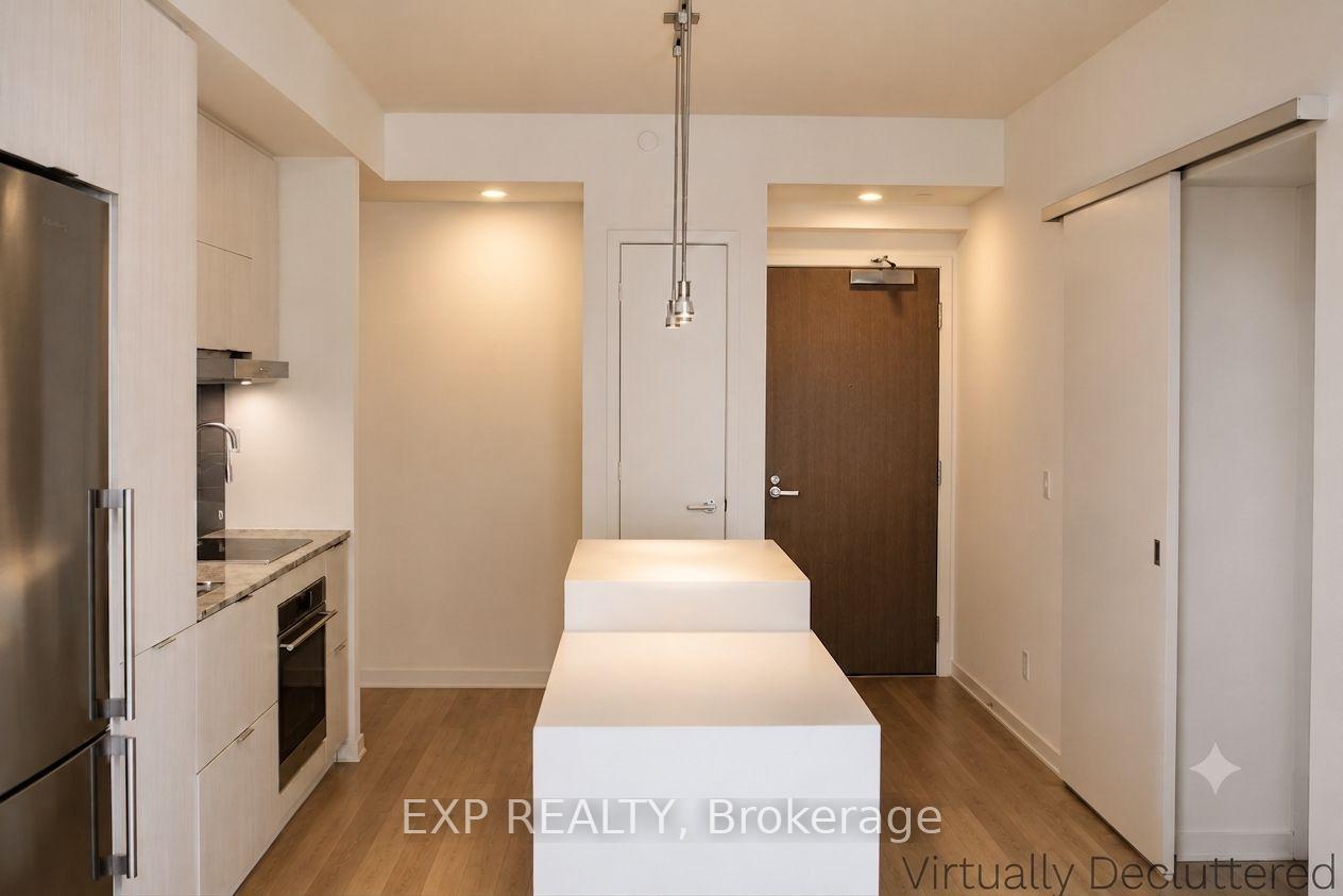 Photo 2 of Unit 2011, 1 Bloor Street E, Toronto, Church-Yonge Corridor — HOMEH