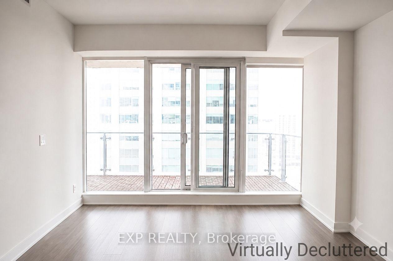 Photo 3 of Unit 2011, 1 Bloor Street E, Toronto, Church-Yonge Corridor — HOMEH