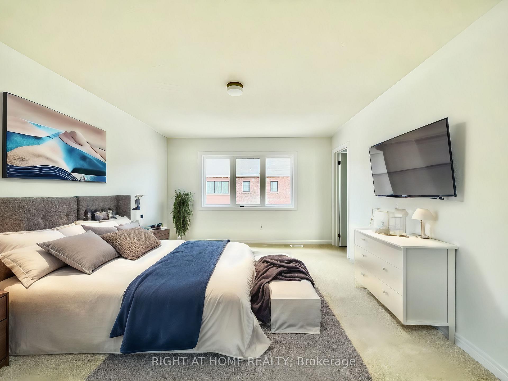 Photo 8 of 67 Milady Crescent, Barrie, Rural Barrie Southeast — HOMEH