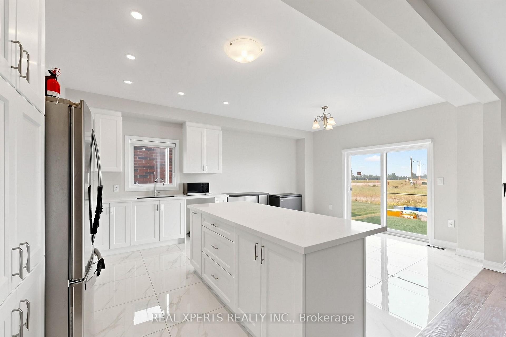Photo 7 of 283 Rockledge Drive, Hamilton, Hannon — HOMEH