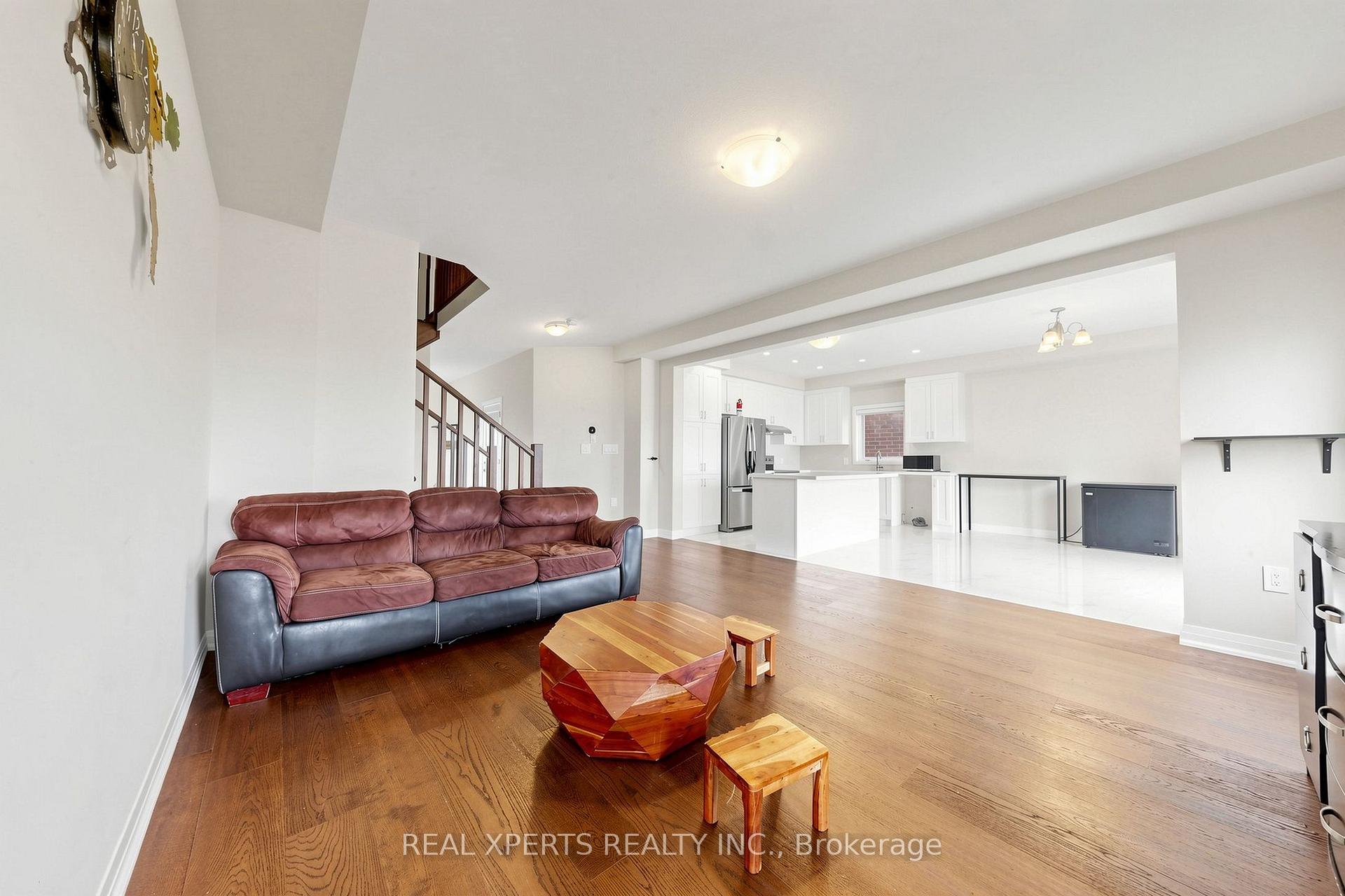 Photo 11 of 283 Rockledge Drive, Hamilton, Hannon — HOMEH