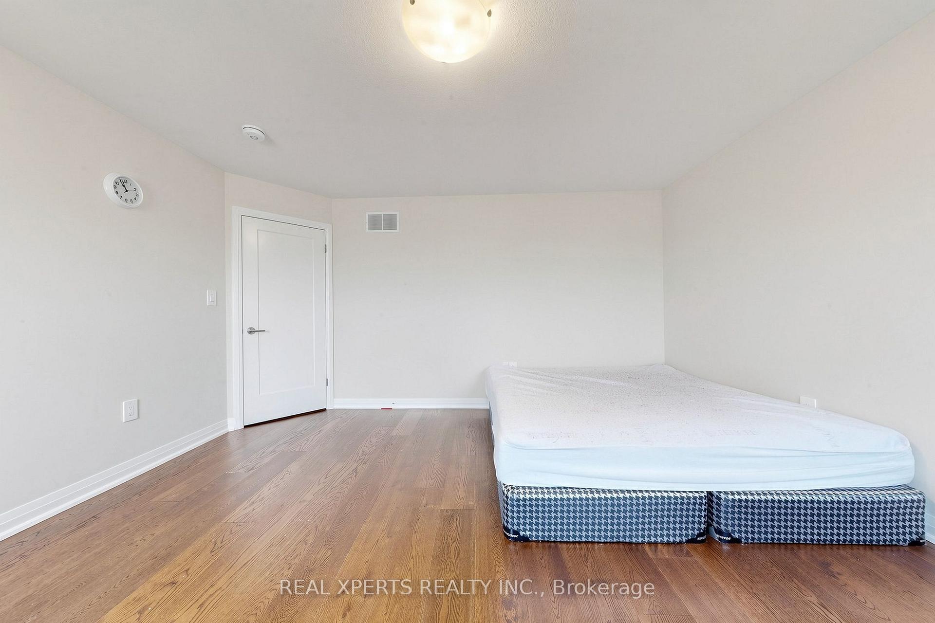 Photo 18 of 283 Rockledge Drive, Hamilton, Hannon — HOMEH