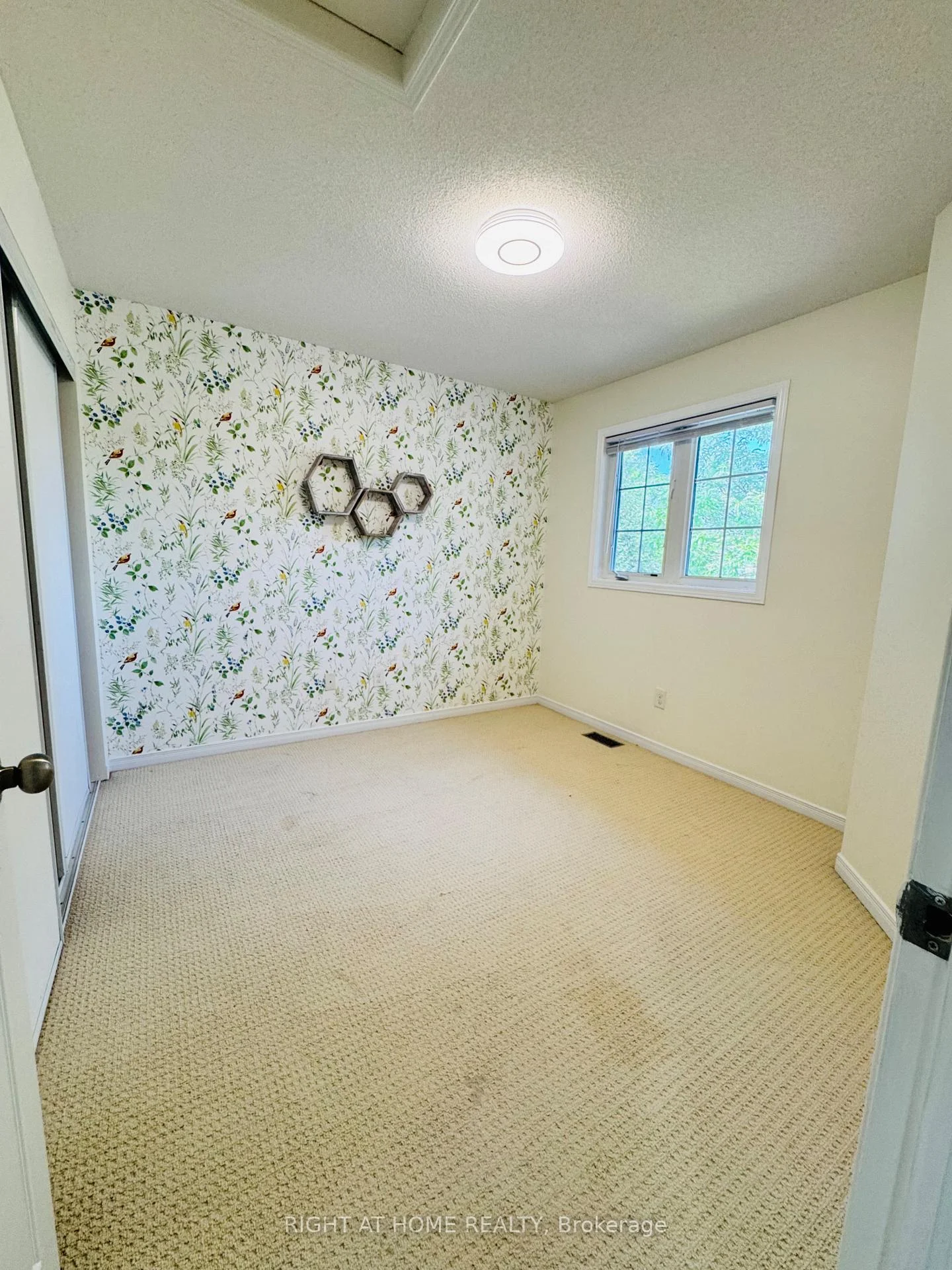 Photo 18 of 1069 Marconi Avenue, Ottawa, Kanata - Morgan's Grant/South March — HOMEH