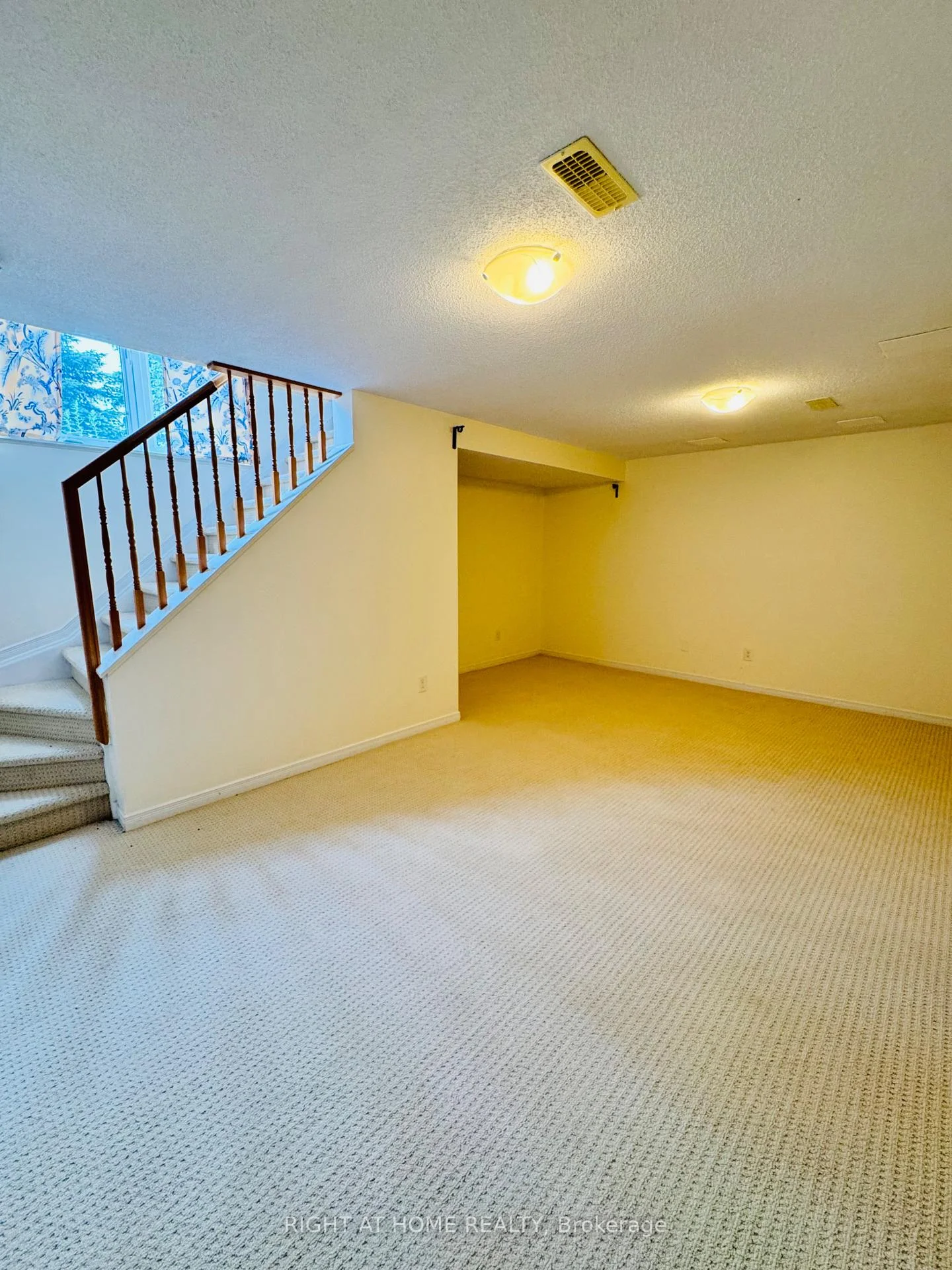 Photo 23 of 1069 Marconi Avenue, Ottawa, Kanata - Morgan's Grant/South March — HOMEH