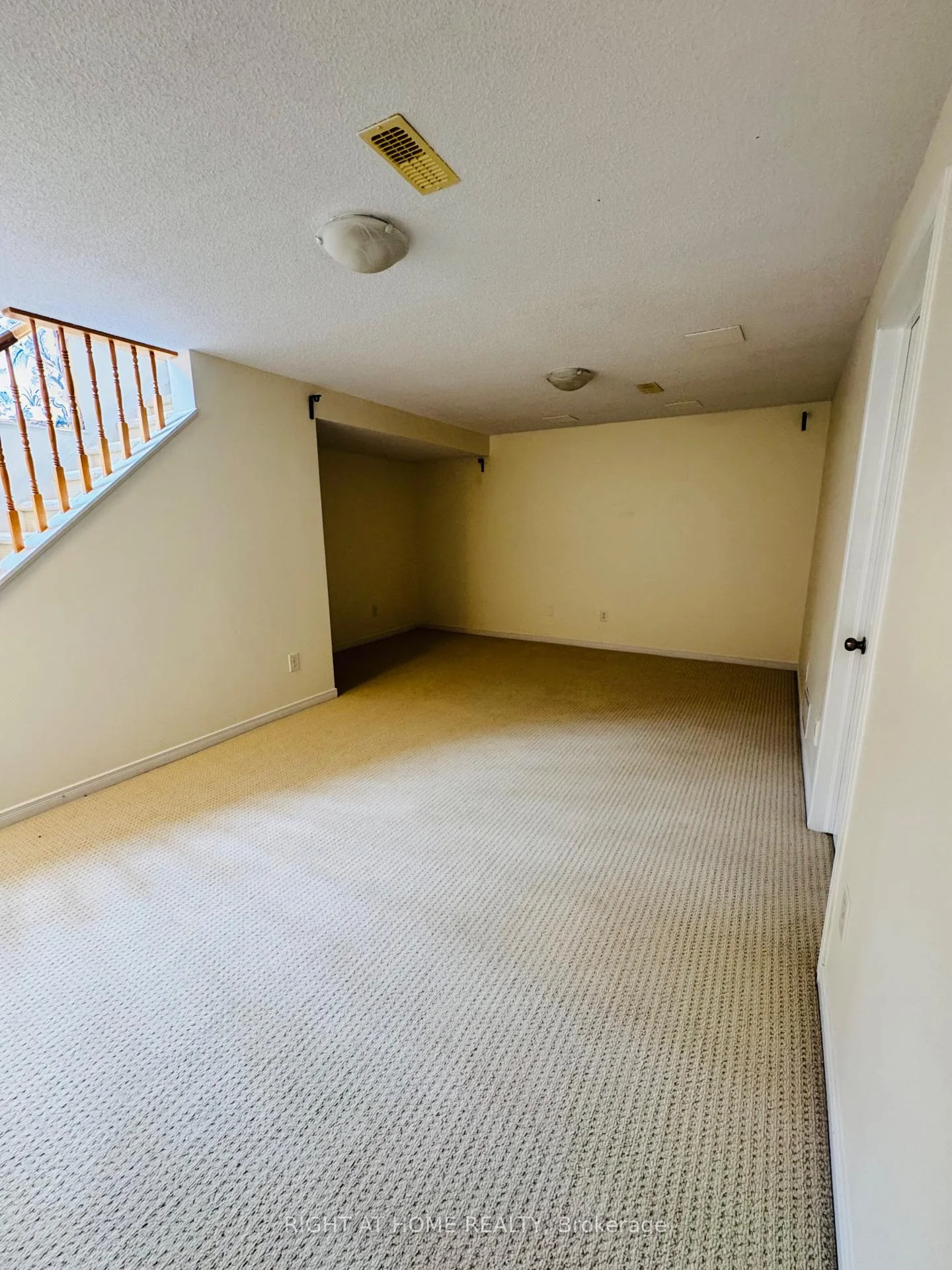 Photo 24 of 1069 Marconi Avenue, Ottawa, Kanata - Morgan's Grant/South March — HOMEH