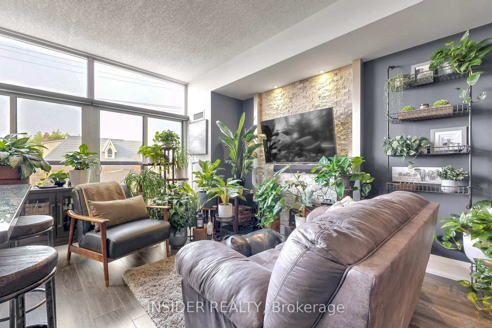 Photo 13 of Unit 103, 427 Aberdeen Avenue, Hamilton, Kirkendall — HOMEH