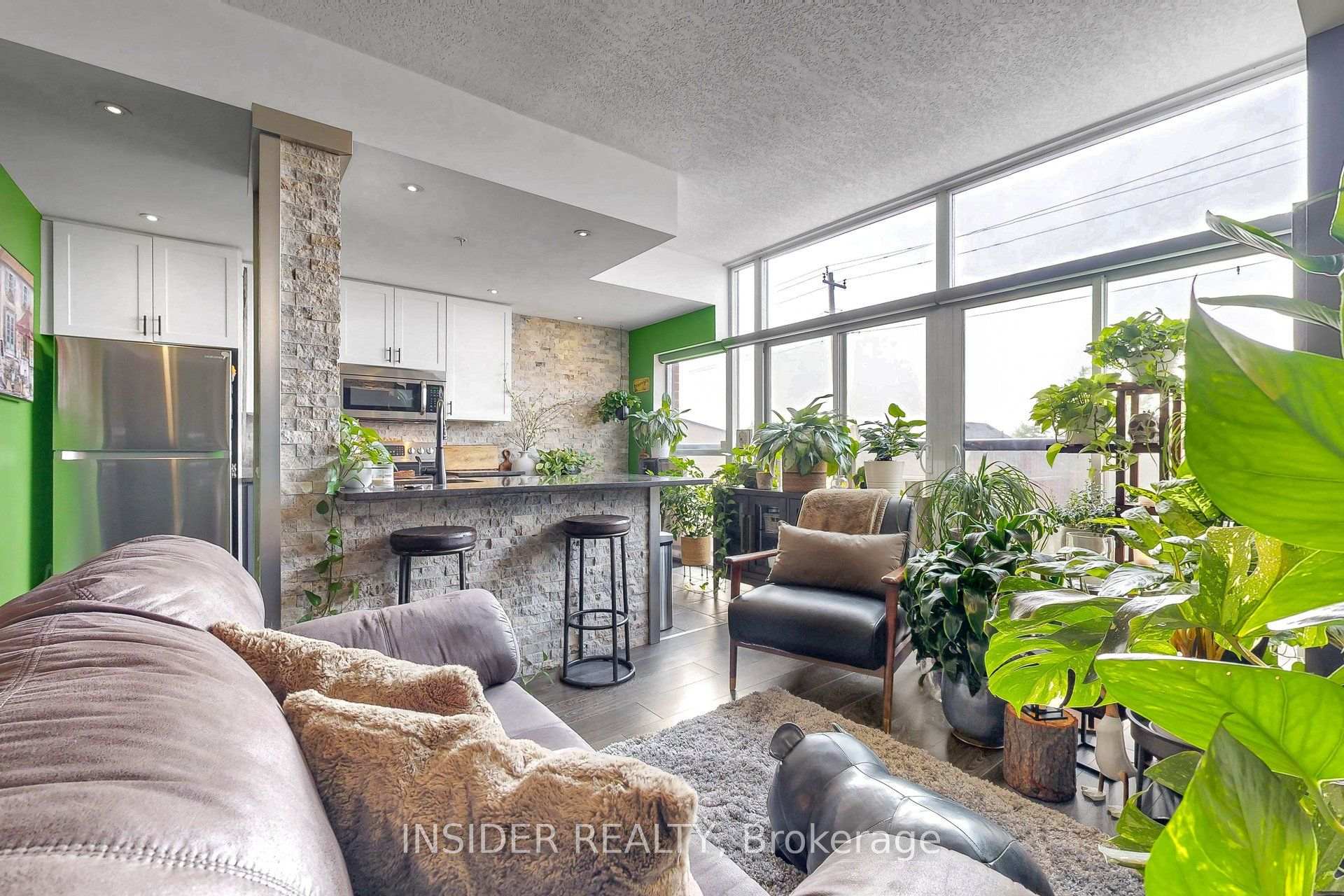 Photo 14 of Unit 103, 427 Aberdeen Avenue, Hamilton, Kirkendall — HOMEH