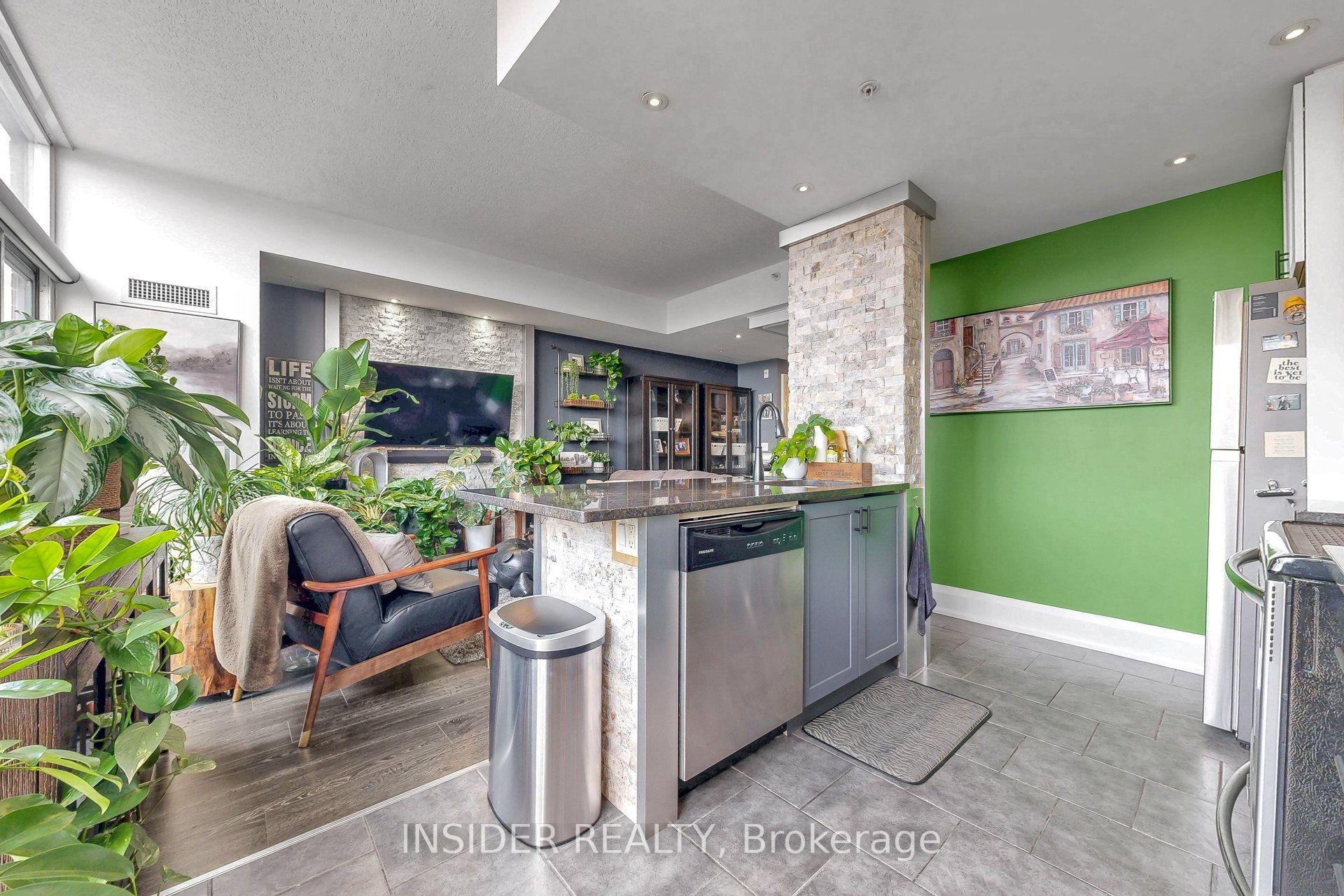 Photo 19 of Unit 103, 427 Aberdeen Avenue, Hamilton, Kirkendall — HOMEH