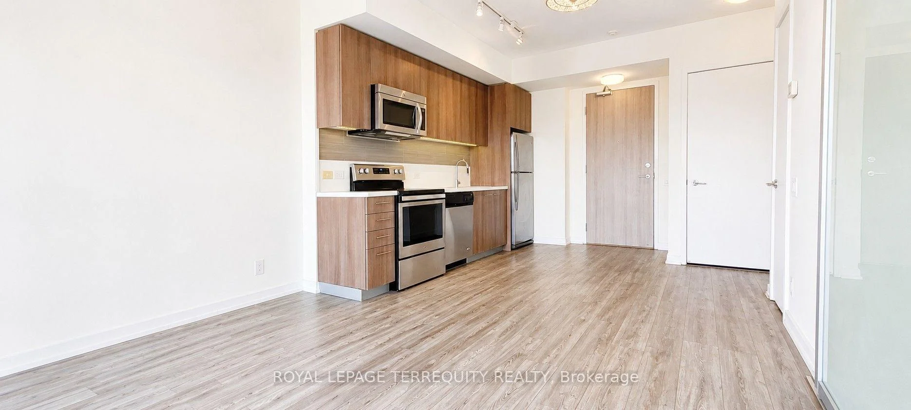 Photo 2 of Unit 1503, 390 Cherry Street, Toronto, Waterfront Communities — HOMEH
