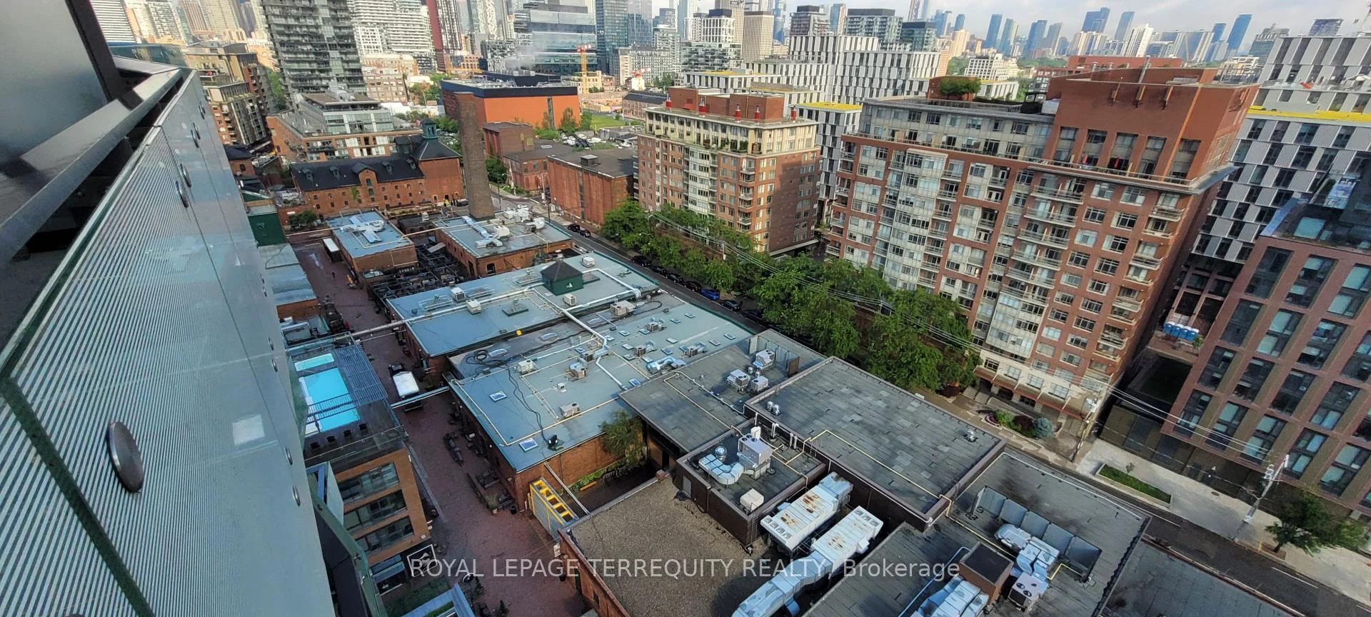 Photo 15 of Unit 1503, 390 Cherry Street, Toronto, Waterfront Communities — HOMEH