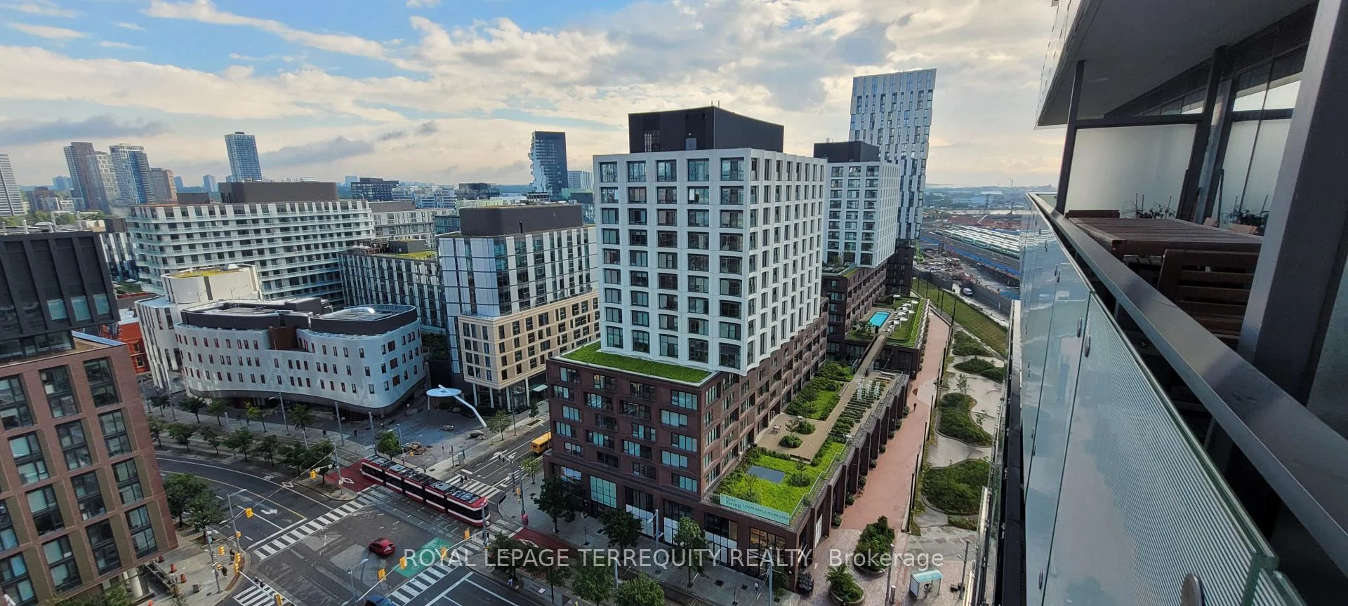 Photo 16 of Unit 1503, 390 Cherry Street, Toronto, Waterfront Communities — HOMEH