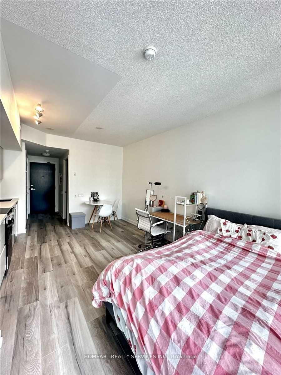 Photo 5 of Unit 1310, 33 Charles Street E, Toronto, Church-Yonge Corridor — HOMEH