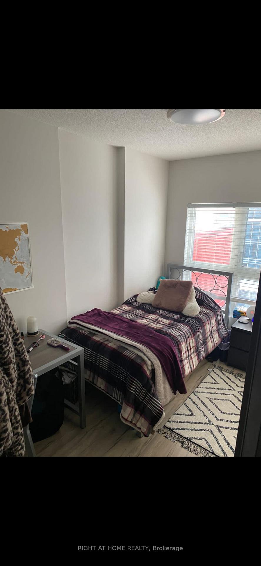 Photo 2 of Unit 296, 258B Sunview Street, Waterloo, Downtown Waterloo — HOMEH