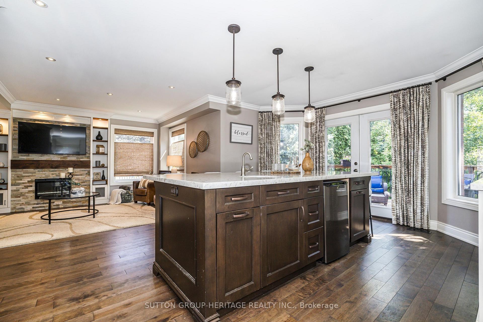 Photo 9 of 103 Gartshore Drive, Whitby, Williamsburg — HOMEH