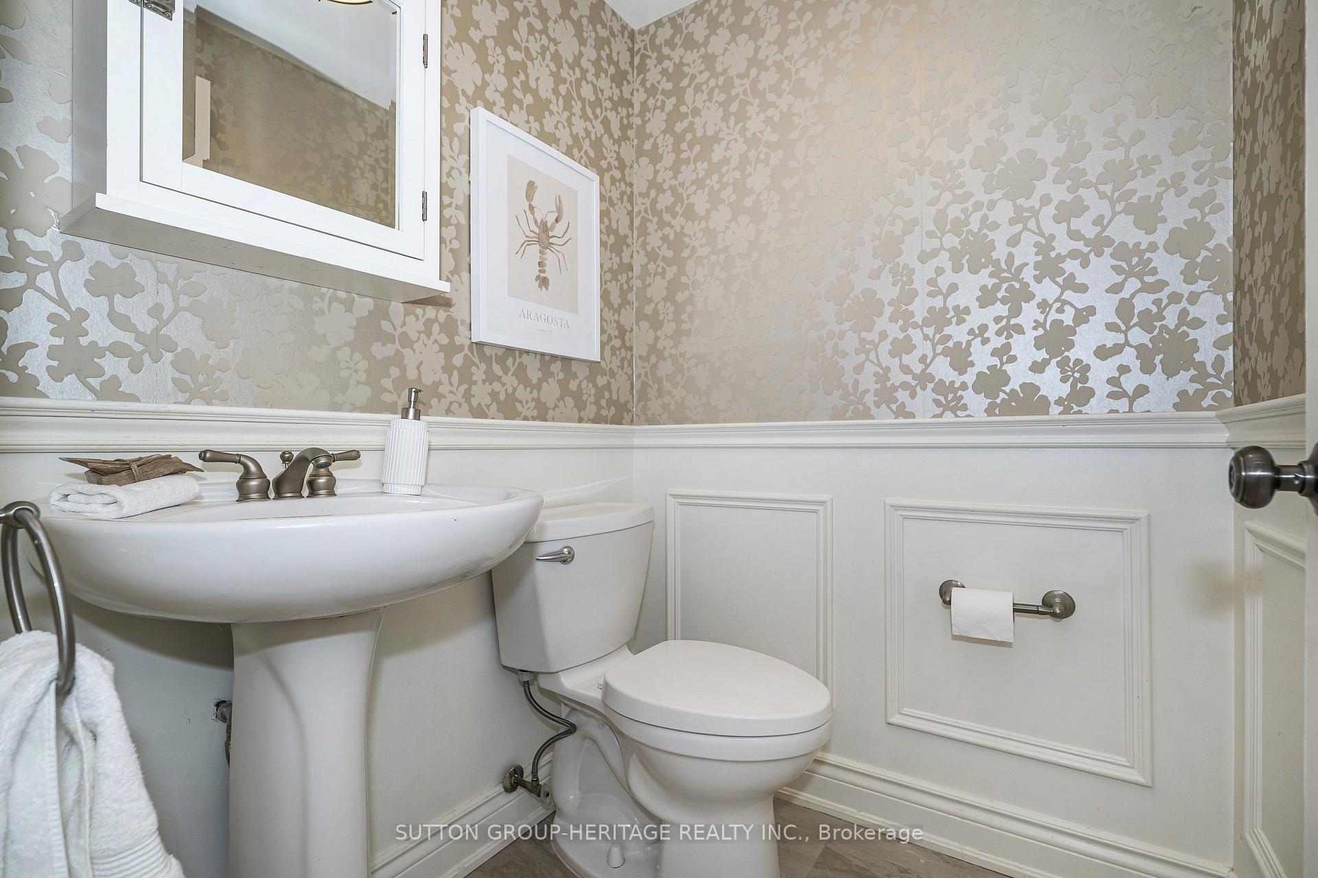 Photo 16 of 103 Gartshore Drive, Whitby, Williamsburg — HOMEH