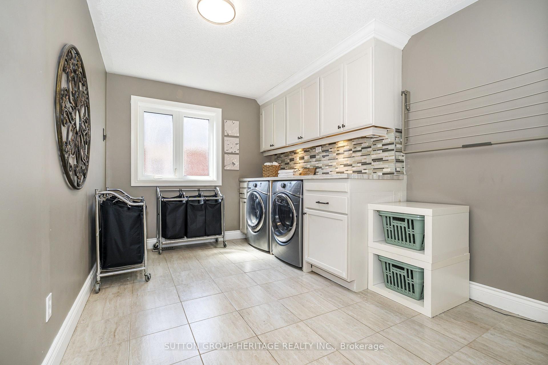 Photo 32 of 103 Gartshore Drive, Whitby, Williamsburg — HOMEH