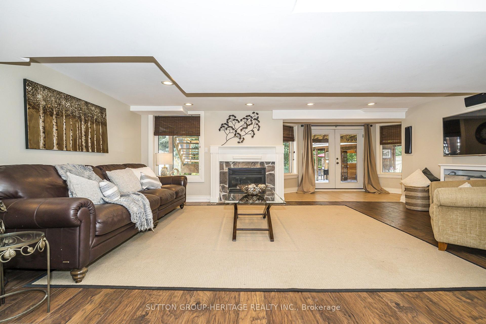 Photo 34 of 103 Gartshore Drive, Whitby, Williamsburg — HOMEH