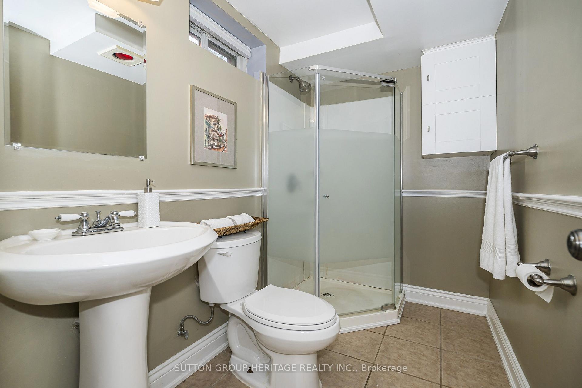 Photo 37 of 103 Gartshore Drive, Whitby, Williamsburg — HOMEH