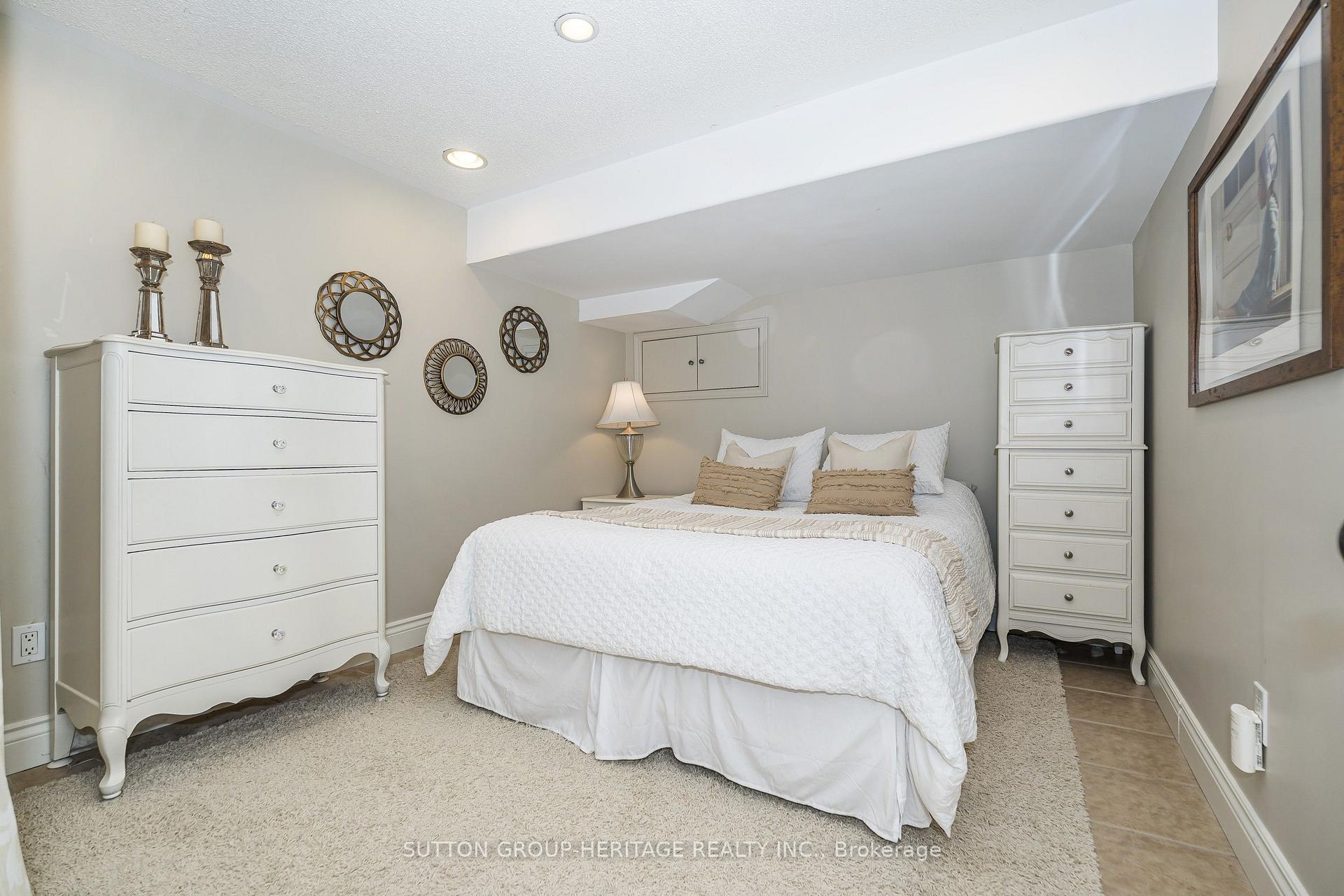 Photo 38 of 103 Gartshore Drive, Whitby, Williamsburg — HOMEH