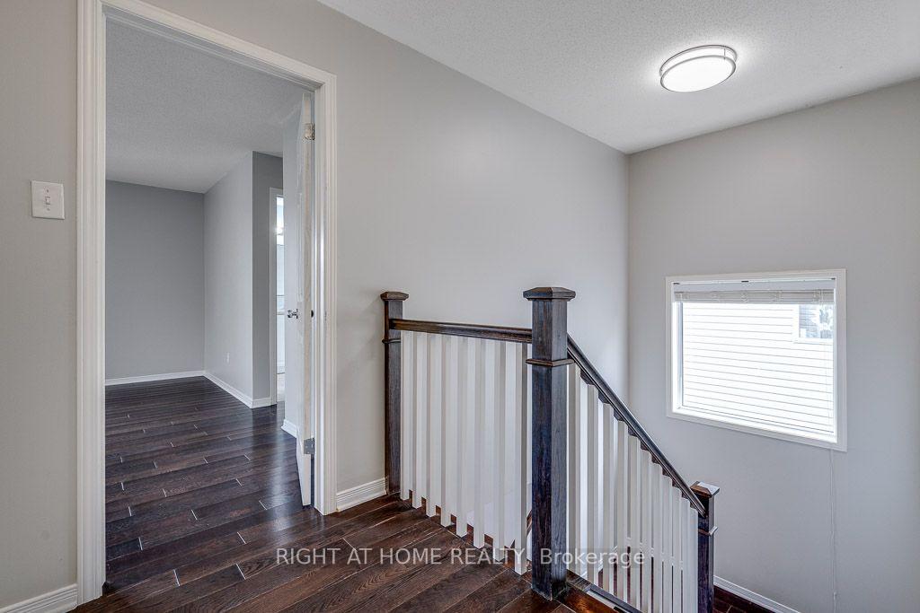 Photo 13 of 247 Felicia Crescent, Ottawa, Barrhaven - Strandherd — HOMEH