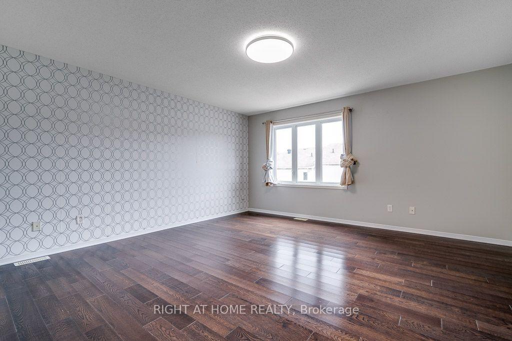 Photo 14 of 247 Felicia Crescent, Ottawa, Barrhaven - Strandherd — HOMEH