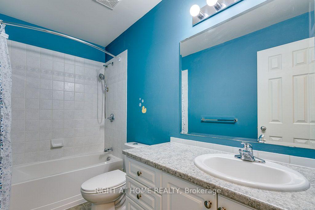 Photo 21 of 247 Felicia Crescent, Ottawa, Barrhaven - Strandherd — HOMEH